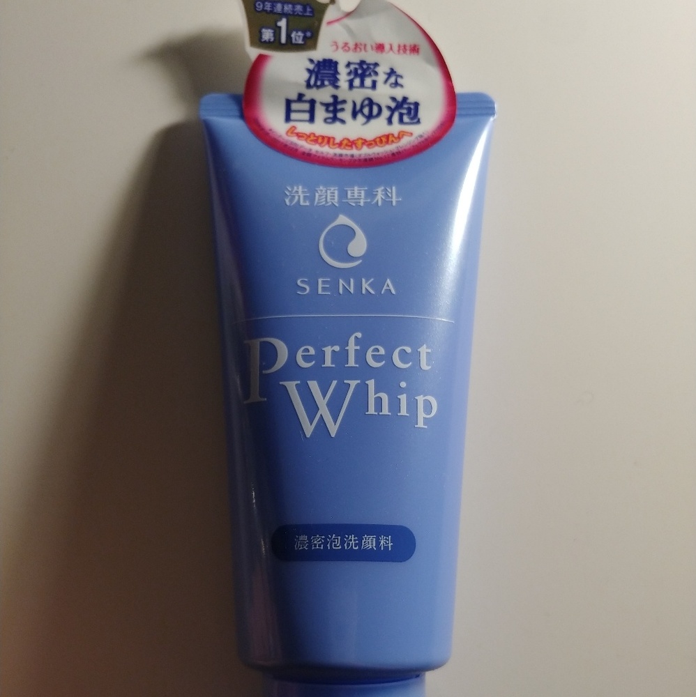 SENKA Perfect whip